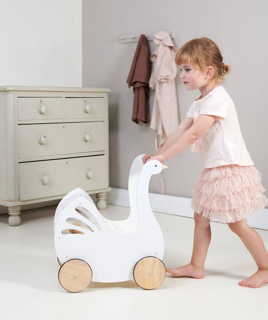 Dolly Pram Sweet Swan image 1